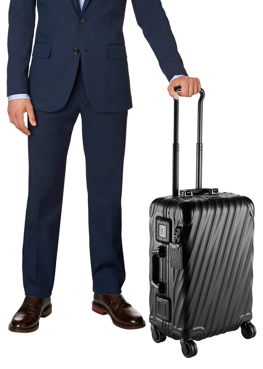 19 Degree Aluminium International Carry-On - Matte Black