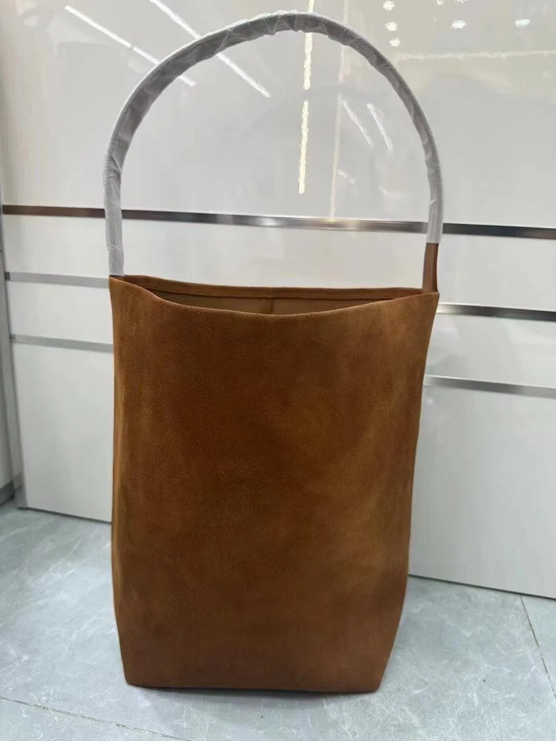 Autumn & Winter New Suede Leather Shoulder Bucket Bag | Minimalist Daily Commuter Bucket Bag for Women