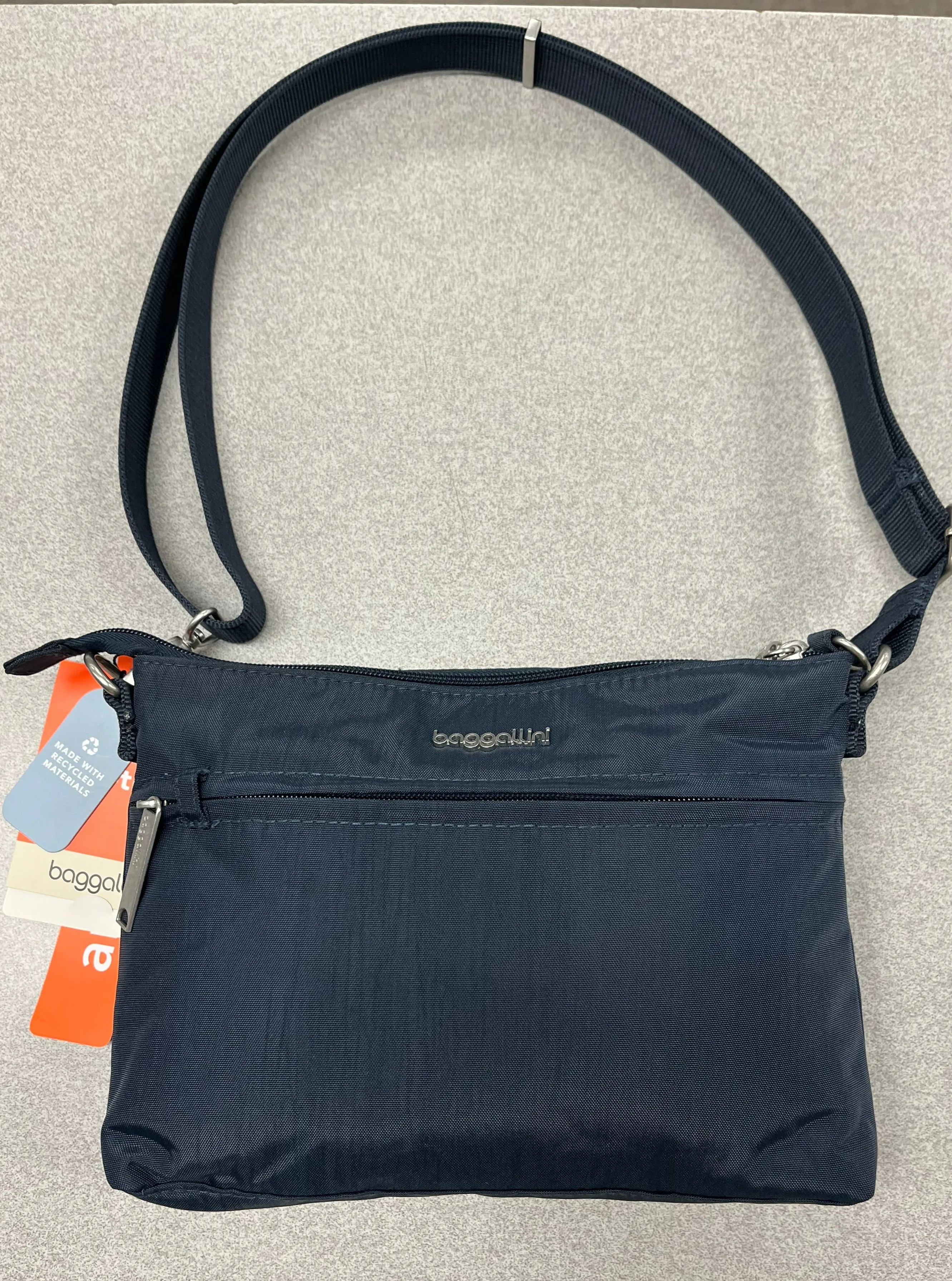 Baggallini Anti-Theft Memento Crossbody Bag AME460