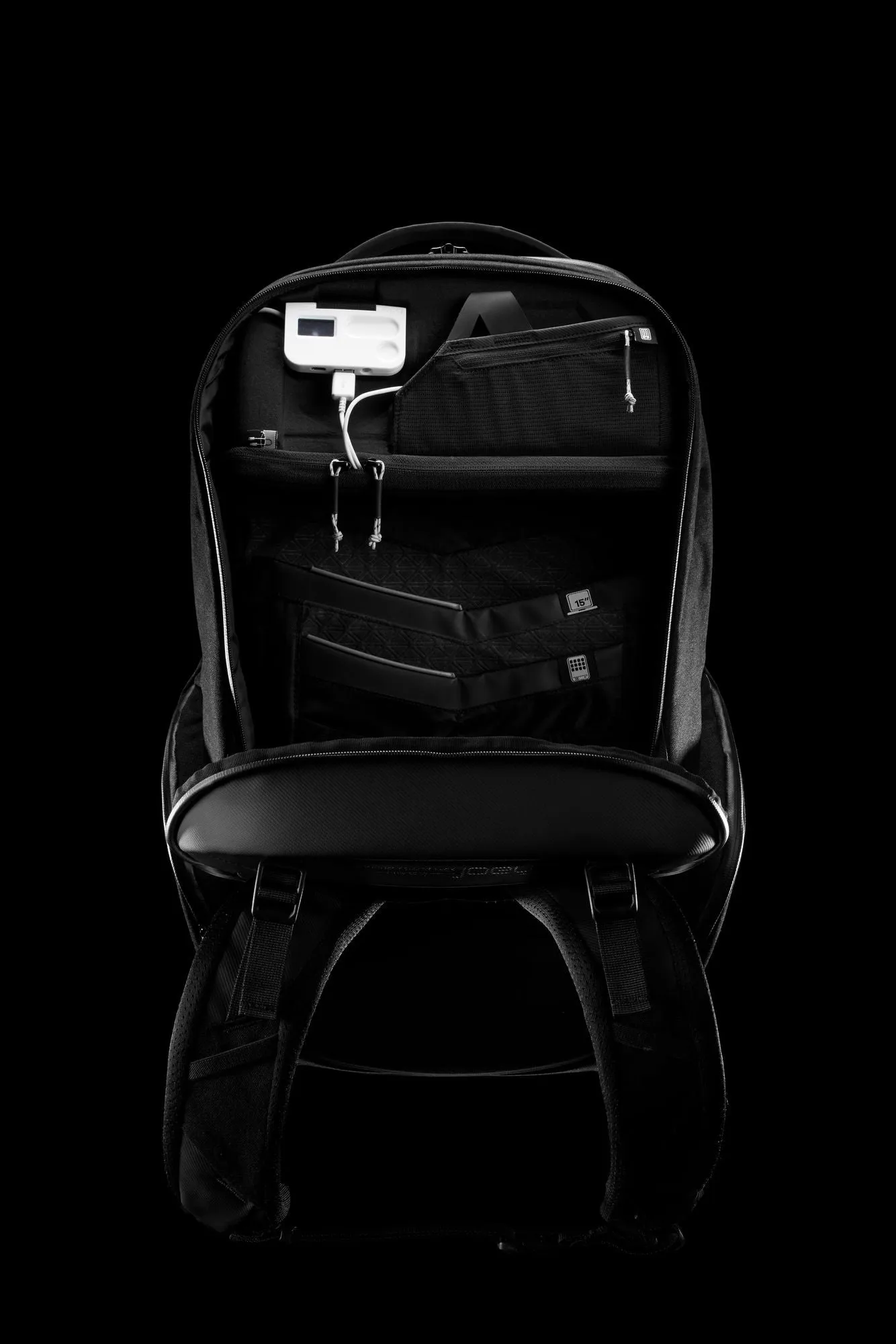 Kathmandu Connect Smart Pack