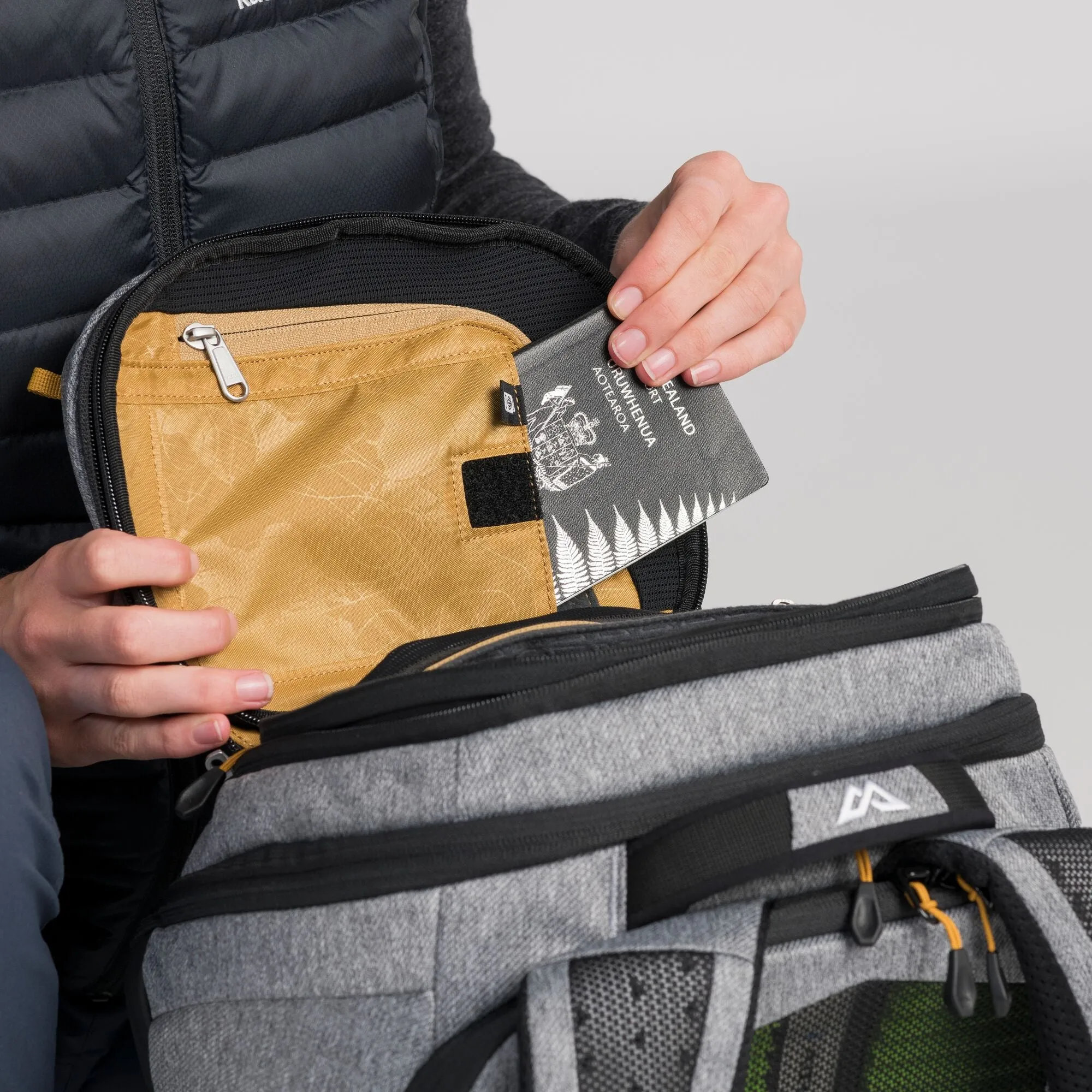 Kathmandu Transfer Pack v3
