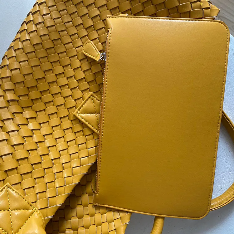 Large Handwoven Vegan Leather Tote/Weekend Bag in Onyx I Trendy Boutique Style ! Handmade Gift for Her
