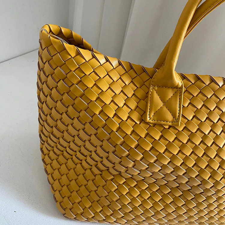 Large Handwoven Vegan Leather Tote/Weekend Bag in Onyx I Trendy Boutique Style ! Handmade Gift for Her
