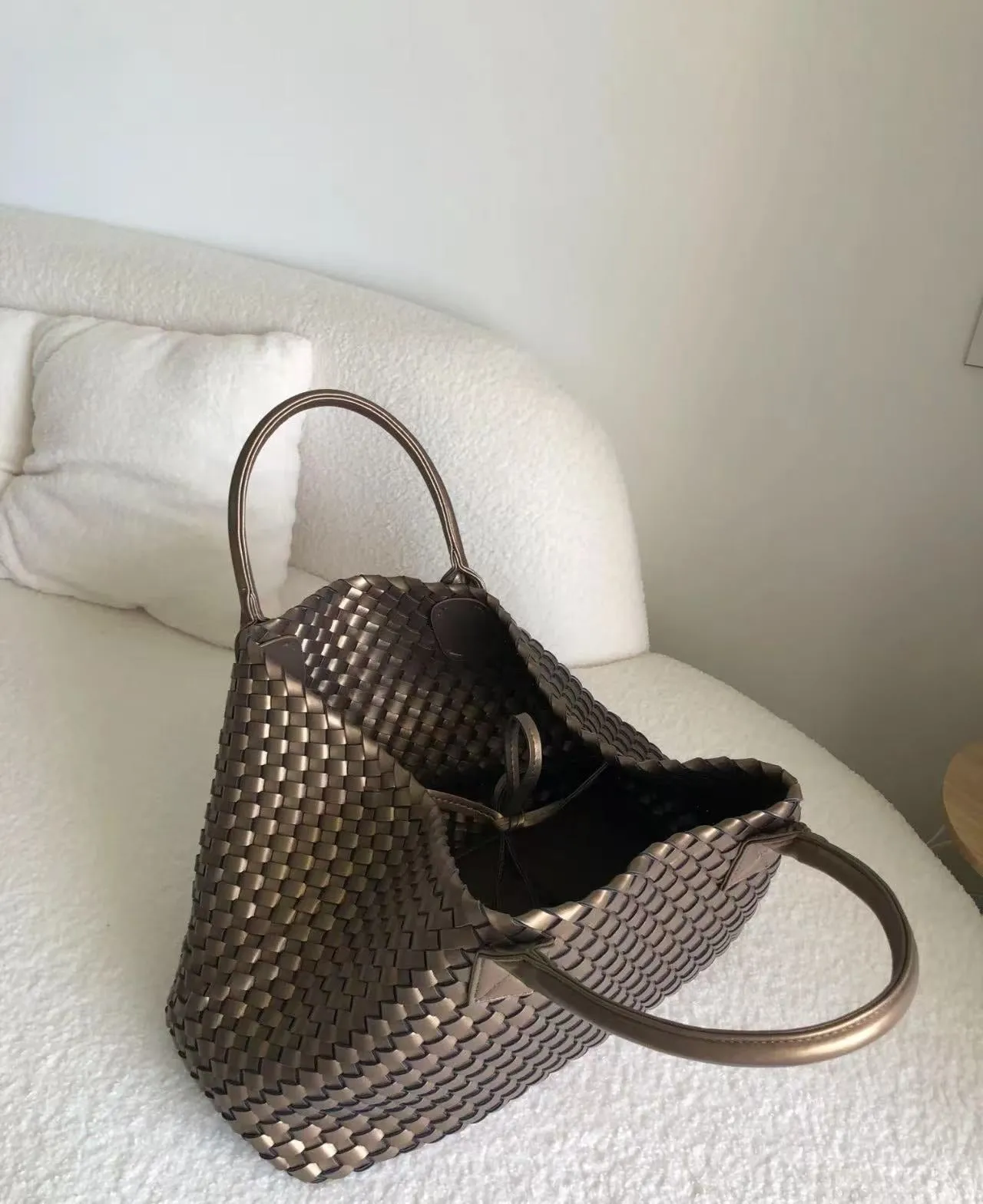 Large Handwoven Vegan Leather Tote/Weekend Bag in Onyx I Trendy Boutique Style ! Handmade Gift for Her