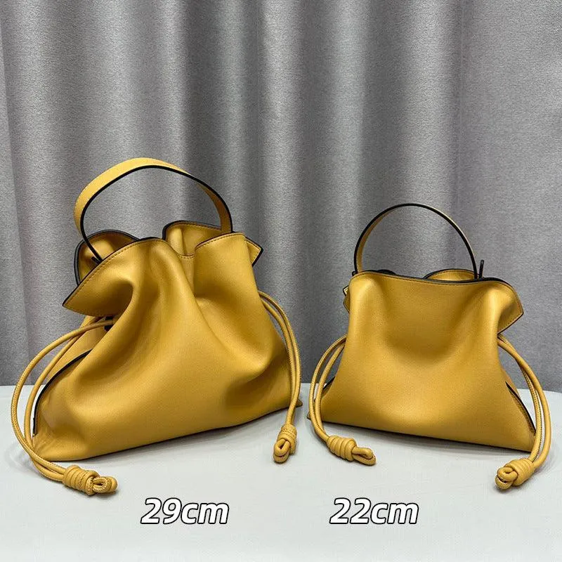 Luxurious Minimalist Soft Calfskin Bucket Bag | Shoulder Bag and Crossbody Bag for Women with Drawstring Closure