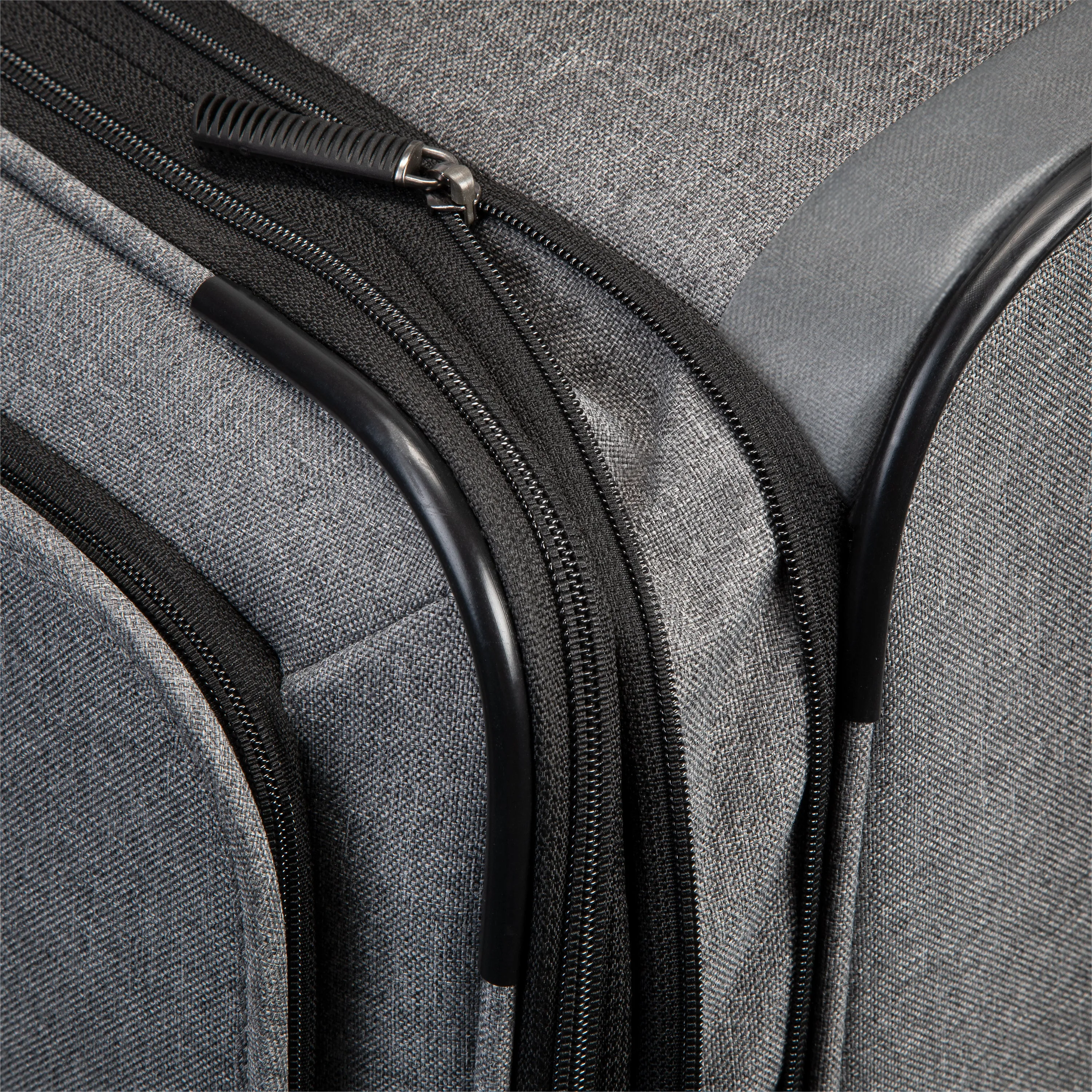 Ricardo Beverly Hills Malibu Bay 3.0 Spinner Luggage