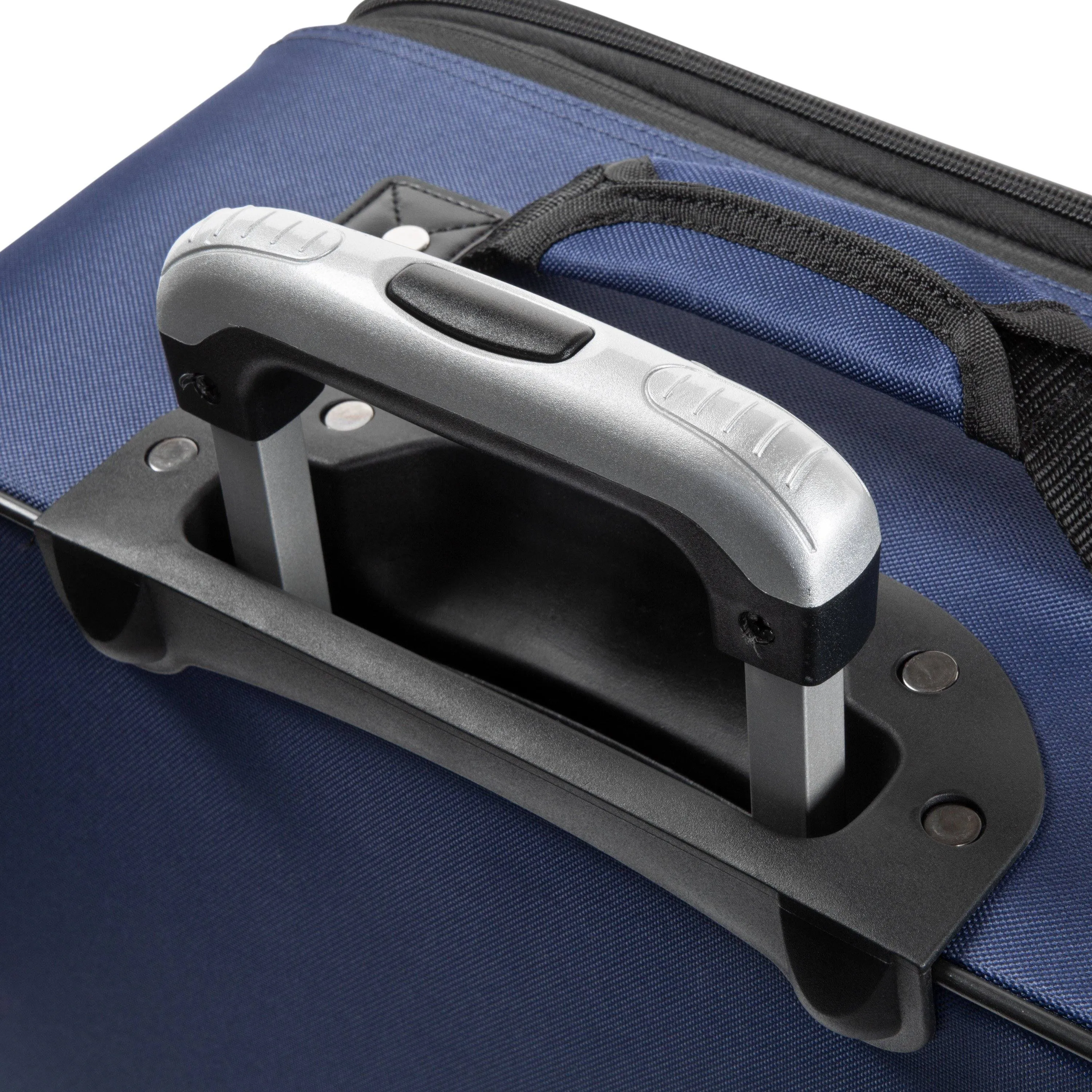 Skyway Softside 25" 4-Wheel Medium Luggage