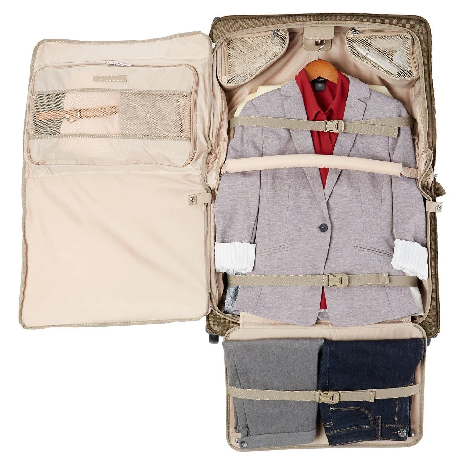 TravelPro Platinum Magna 2 22" Carry-On Rolling Garment Bag