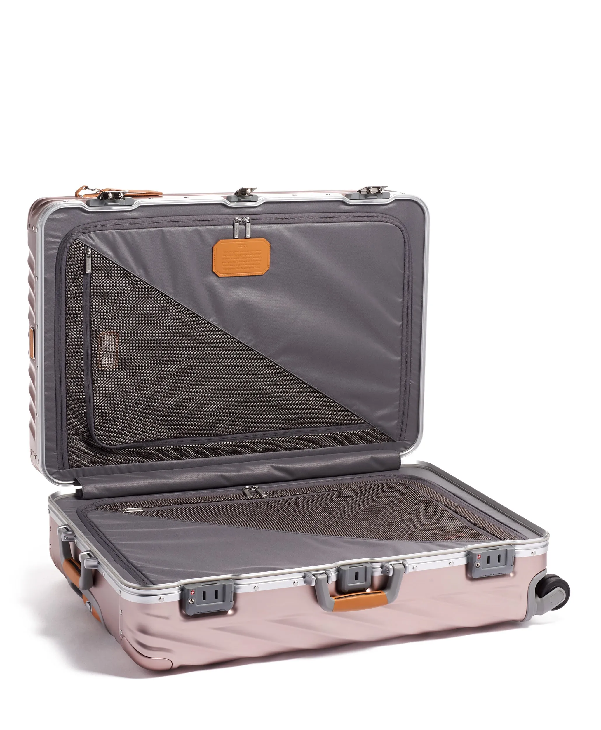 TUMI 19 Degree Aluminum Extended Trip Packing
