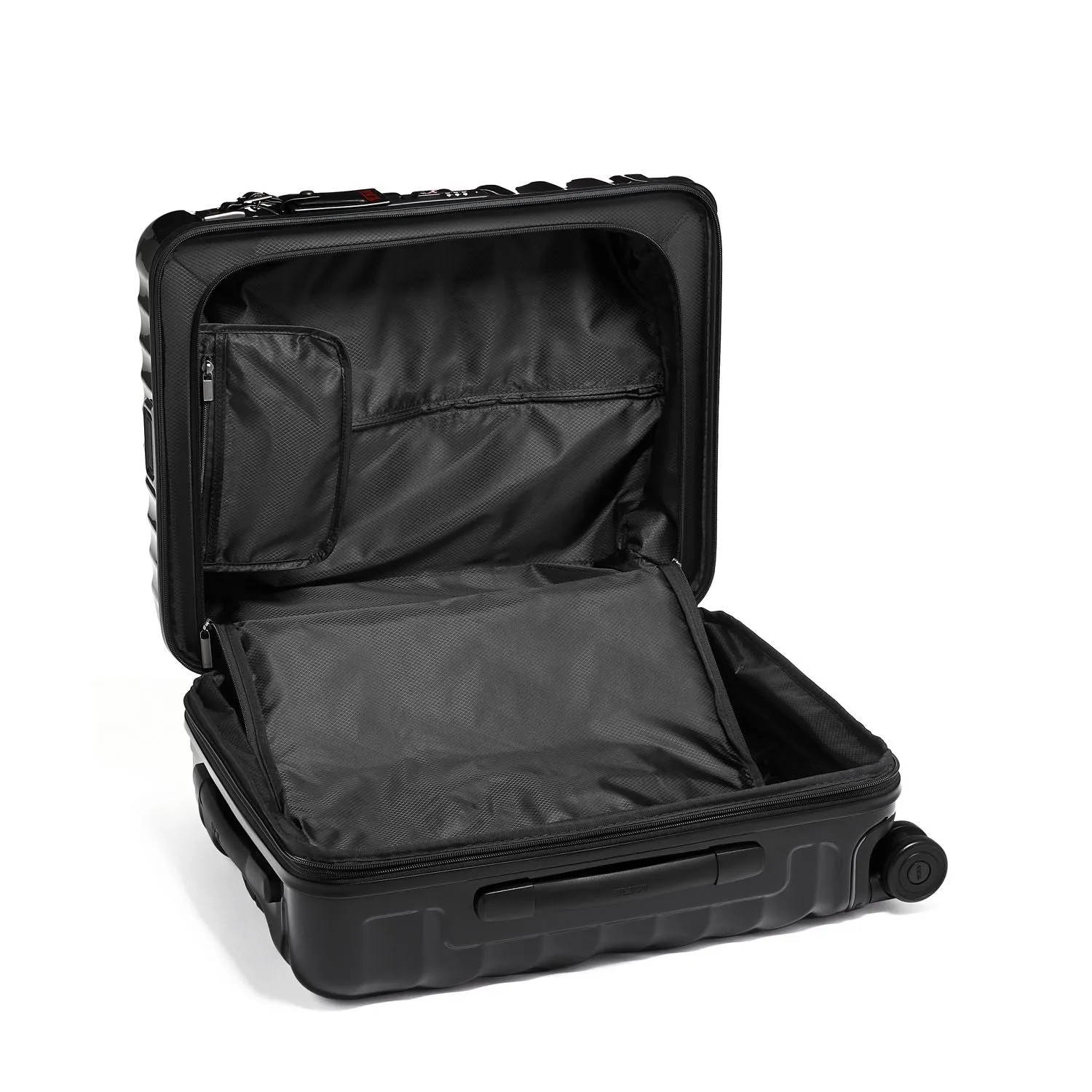 Tumi 19 Degree Continental Expandable 4-Wheel Carry-On