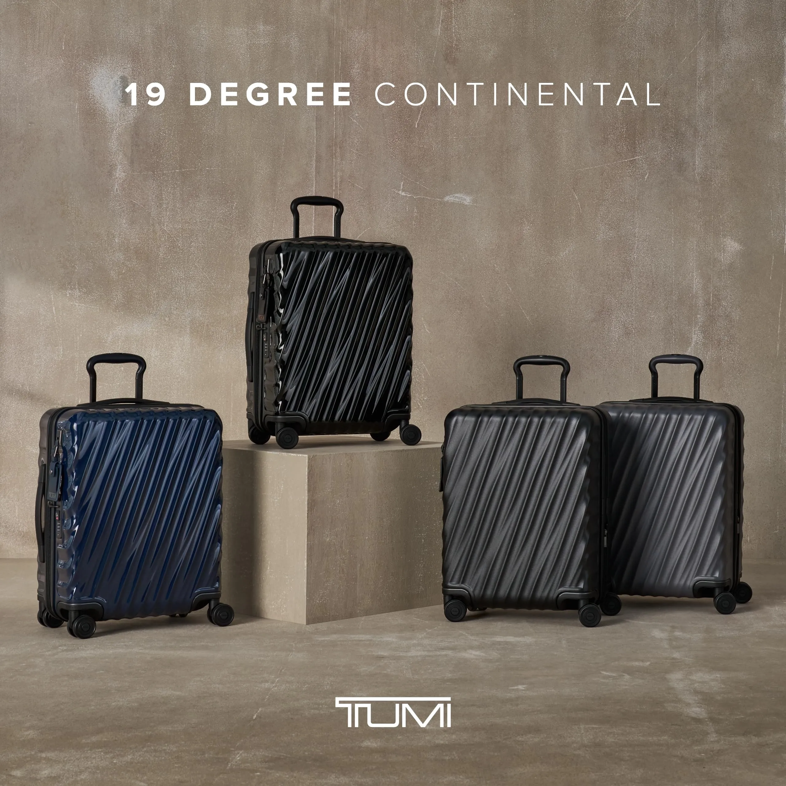 Tumi 19 Degree Continental Expandable 4-Wheel Carry-On