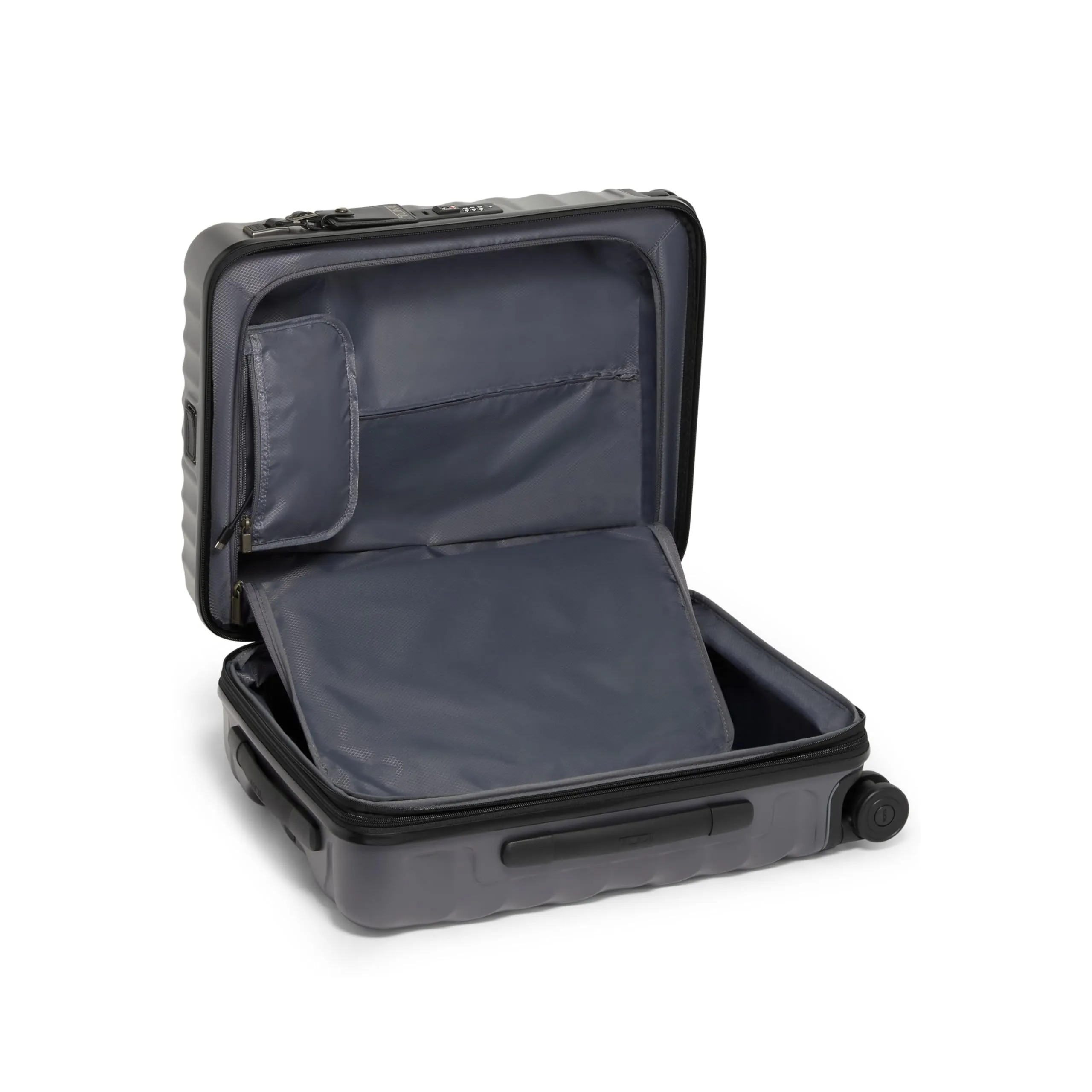 Tumi 19 Degree Continental Expandable 4-Wheel Carry-On