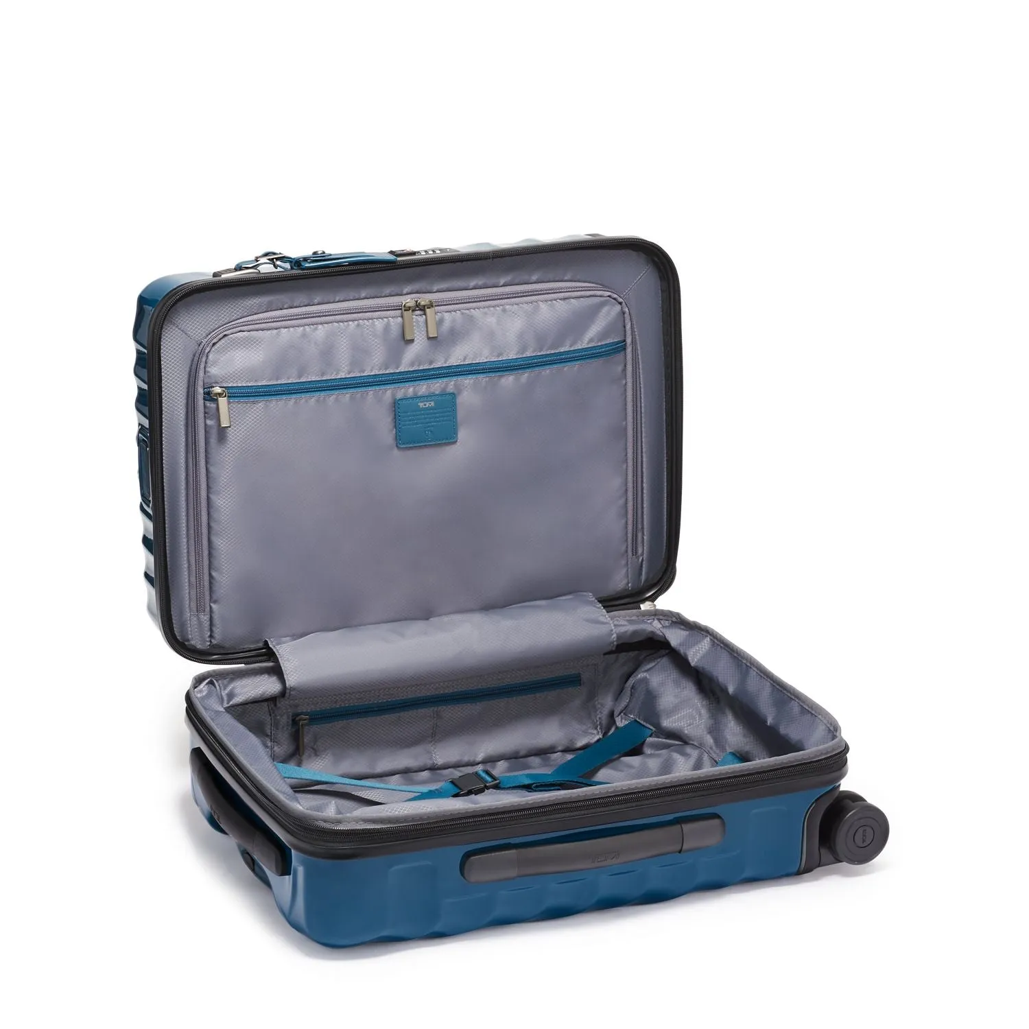 Tumi 19 Degree International Expandable 4-Wheel Carry-On