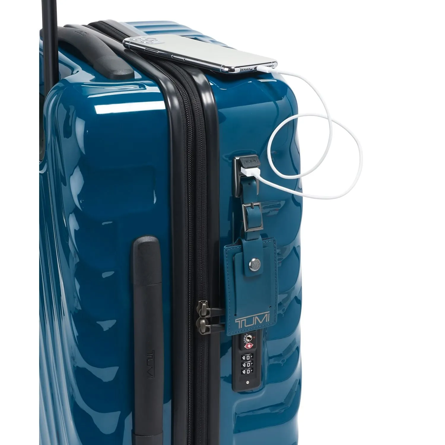 Tumi 19 Degree International Expandable 4-Wheel Carry-On