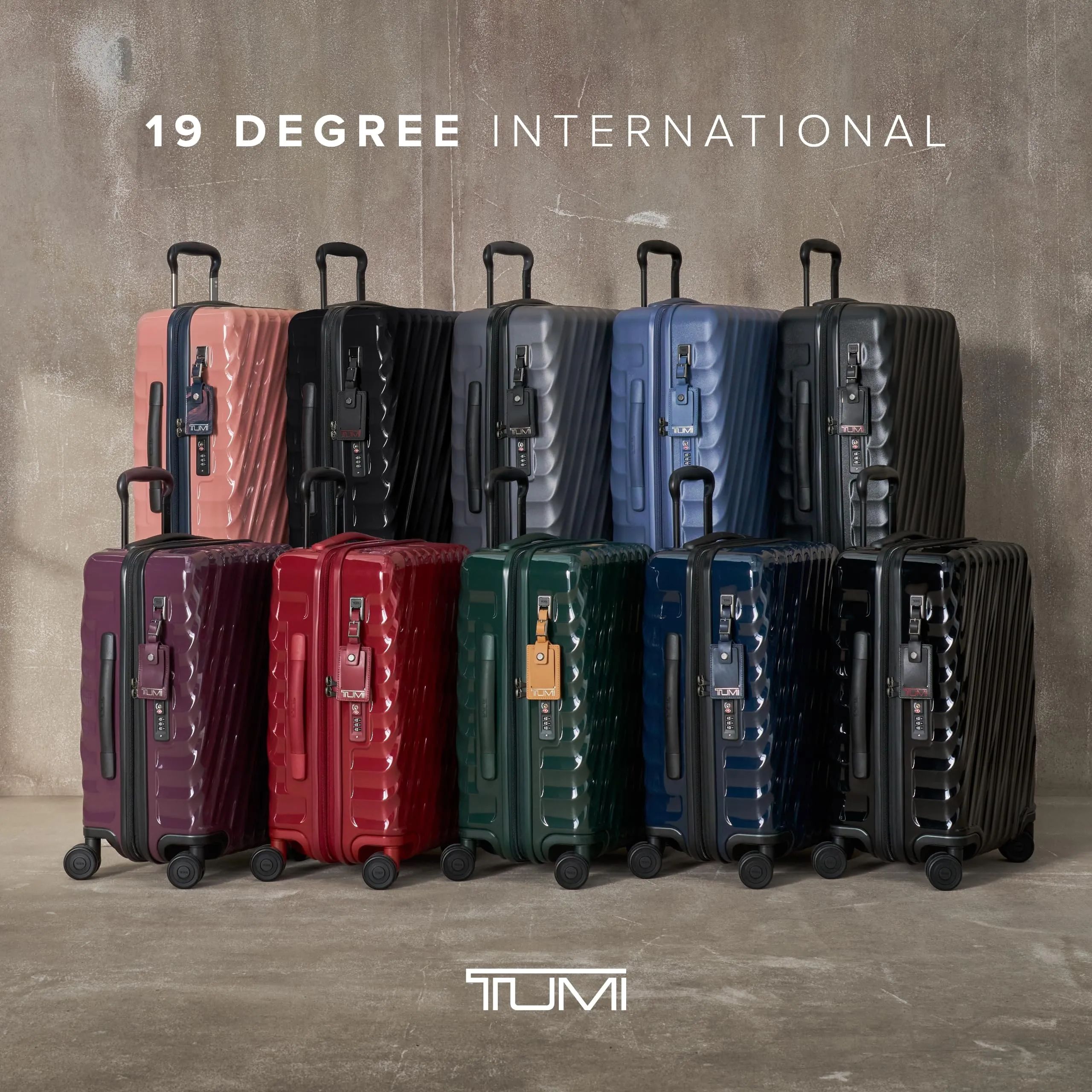 Tumi 19 Degree International Expandable 4-Wheel Carry-On