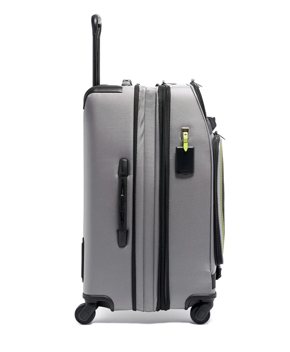 TUMI Merge Short Trip Expandable 4Wheeled Packing Case
