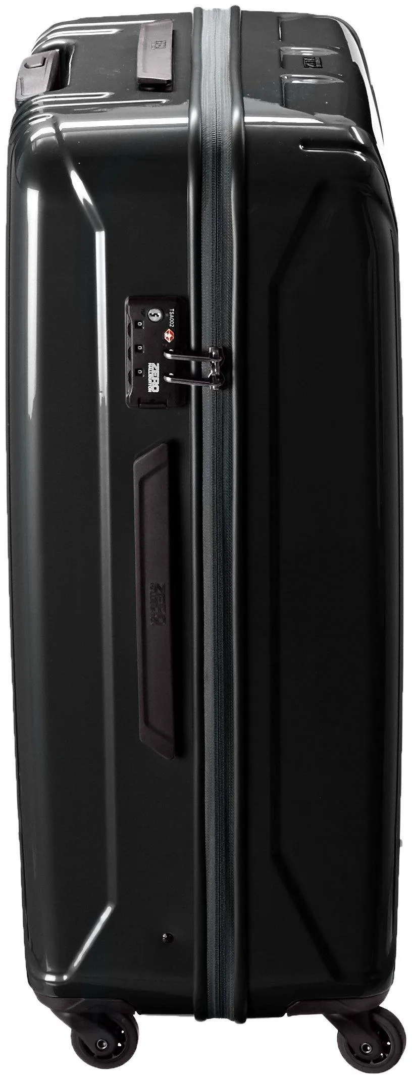 ZERO Halliburton Air II 26" 4-Wheel Medium Luggage