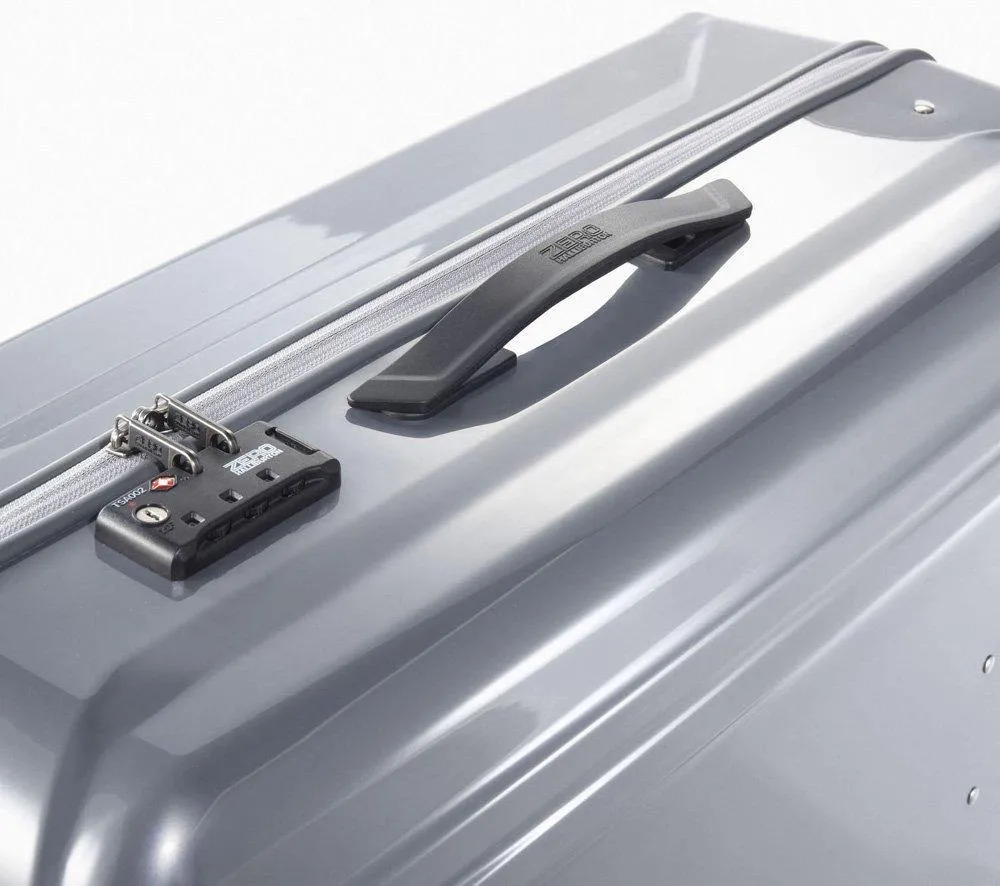 ZERO Halliburton Air II 26" 4-Wheel Medium Luggage